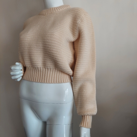 Alaía Knitted Wool Cropped Top Sweater - Picture 2 of 13